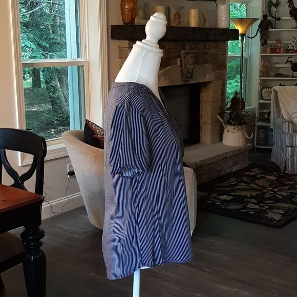 NWOT Od Navy Small Petite Blue Striped Blouse - Picture 2 of 6